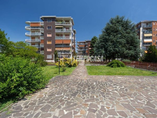appartamento in vendita a Cassina de' Pecchi in zona Sant'Agata Martesana