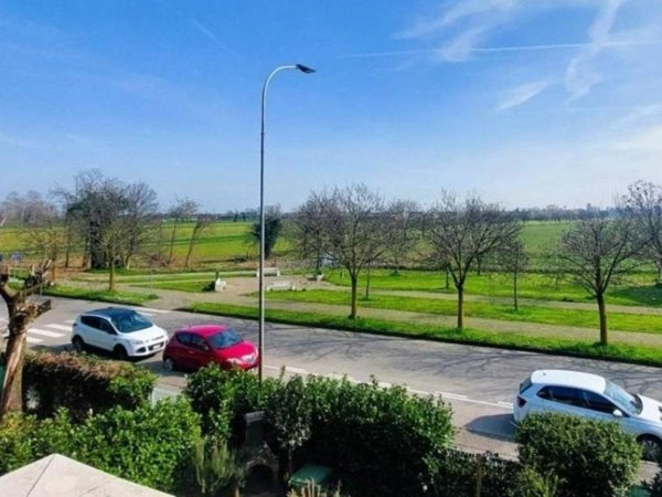 casa indipendente in vendita a Cassina de' Pecchi in zona Sant'Agata Martesana