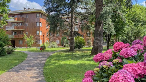 appartamento in vendita a Cassina de' Pecchi in zona Sant'Agata Martesana