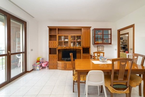 appartamento in vendita a Cassina de' Pecchi in zona Sant'Agata Martesana