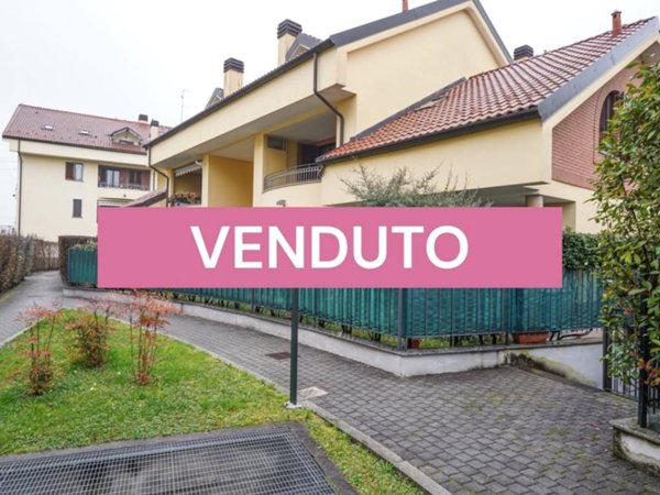 appartamento in vendita a Cassina de' Pecchi in zona Sant'Agata Martesana