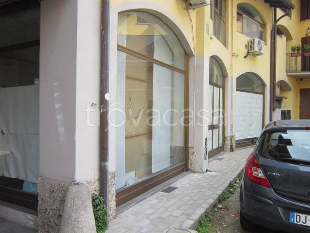 ufficio in vendita a Cassina de' Pecchi in zona Sant'Agata Martesana