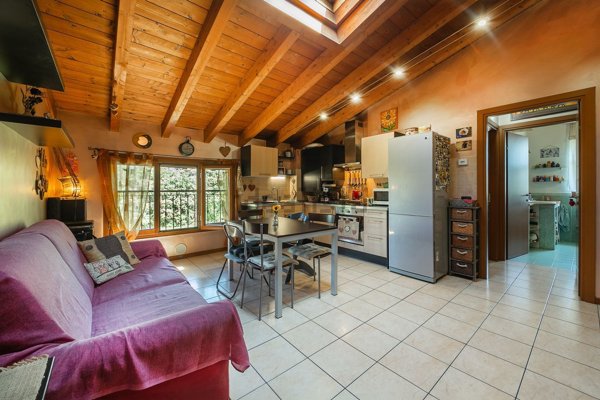 appartamento in vendita a Cassina de' Pecchi in zona Sant'Agata Martesana