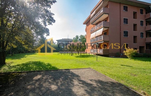 appartamento in vendita a Cassina de' Pecchi in zona Sant'Agata Martesana