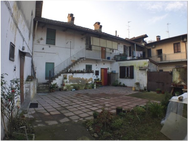 appartamento in vendita a Cassinetta di Lugagnano