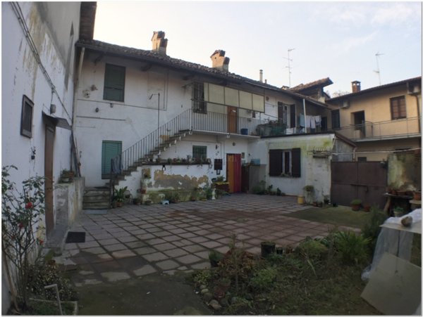 appartamento in vendita a Cassinetta di Lugagnano