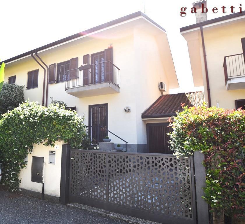 casa indipendente in vendita a Cassinetta di Lugagnano