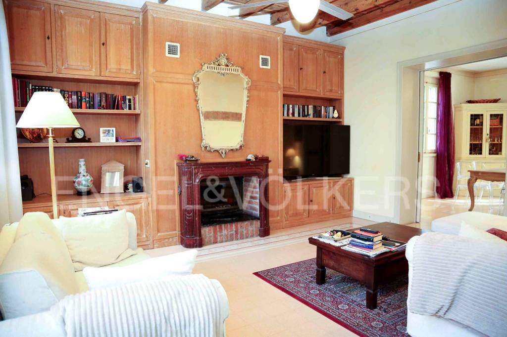 casa indipendente in vendita a Cassinetta di Lugagnano