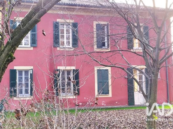 casa indipendente in vendita a Cassinetta di Lugagnano