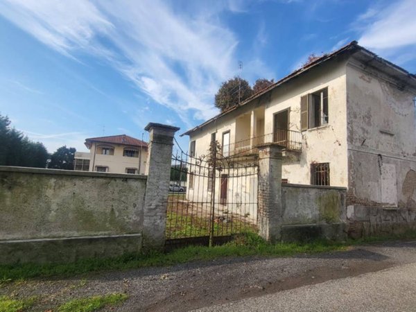 casa indipendente in vendita a Castano Primo