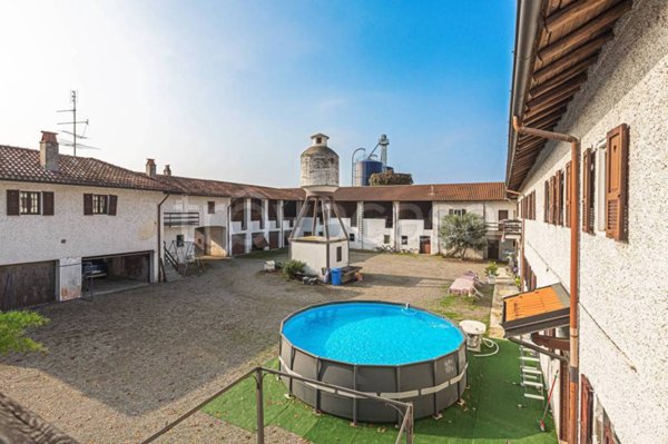 appartamento in vendita a Castano Primo