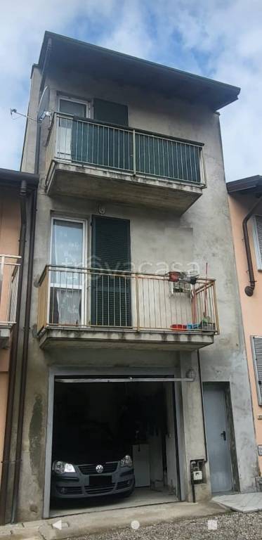 appartamento in vendita a Castano Primo