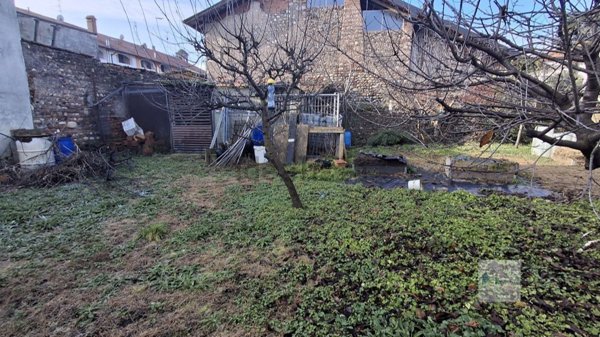 casa semindipendente in vendita a Castano Primo