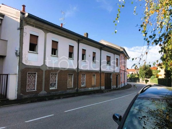 casa indipendente in vendita a Castano Primo