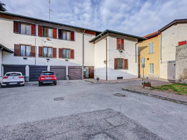 appartamento in vendita a Castano Primo