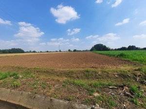 terreno edificabile in vendita a Castano Primo