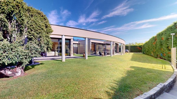 casa indipendente in vendita a Castano Primo