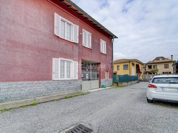 casa indipendente in vendita a Castano Primo