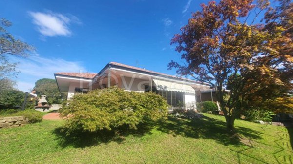 casa indipendente in vendita a Castano Primo