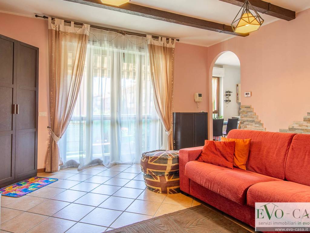 appartamento in vendita a Castano Primo