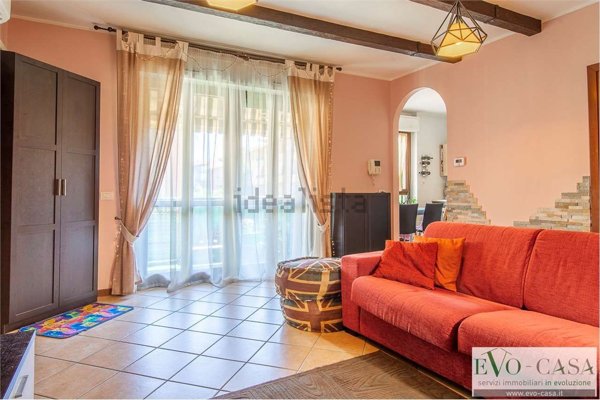appartamento in vendita a Castano Primo