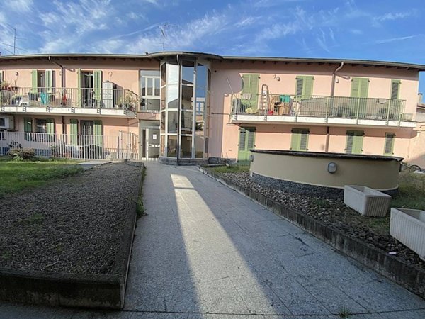 appartamento in vendita a Castano Primo
