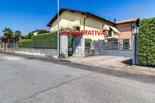 appartamento in vendita a Castano Primo