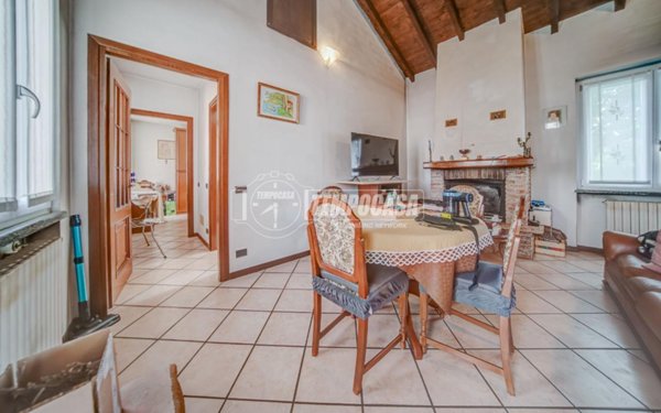 casa indipendente in vendita a Castano Primo