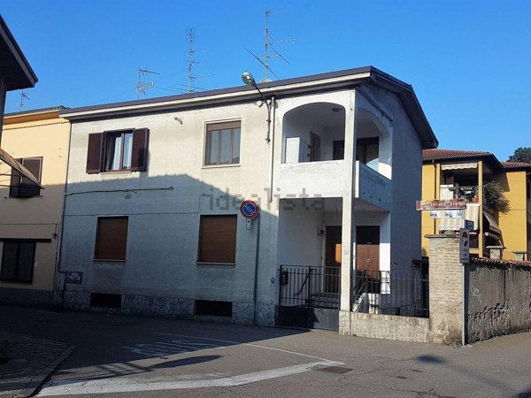 appartamento in vendita a Castano Primo