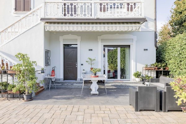 casa indipendente in vendita a Castano Primo