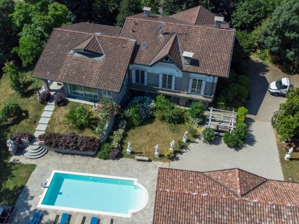 casa indipendente in vendita a Castano Primo