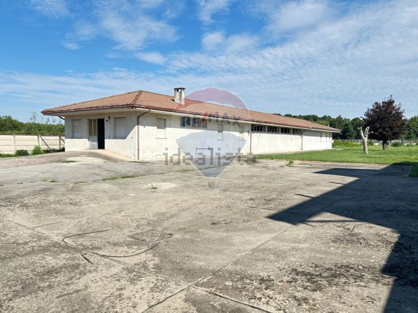 appartamento in vendita a Castano Primo