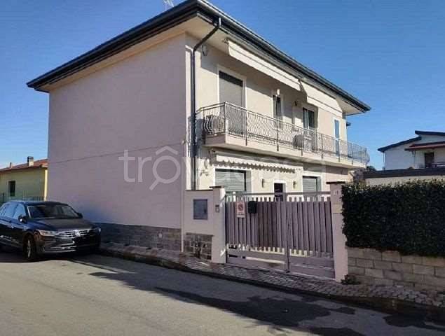 appartamento in vendita a Castano Primo