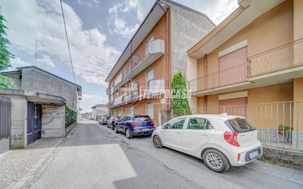 appartamento in vendita a Castano Primo