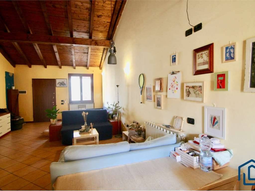 appartamento in vendita a Castano Primo