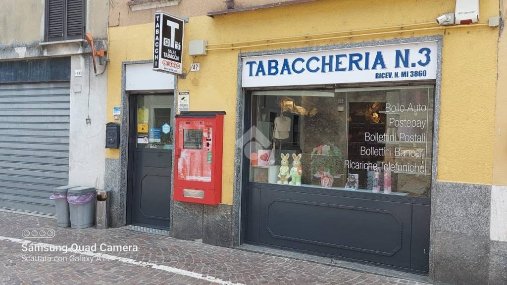 negozio in vendita a Castano Primo