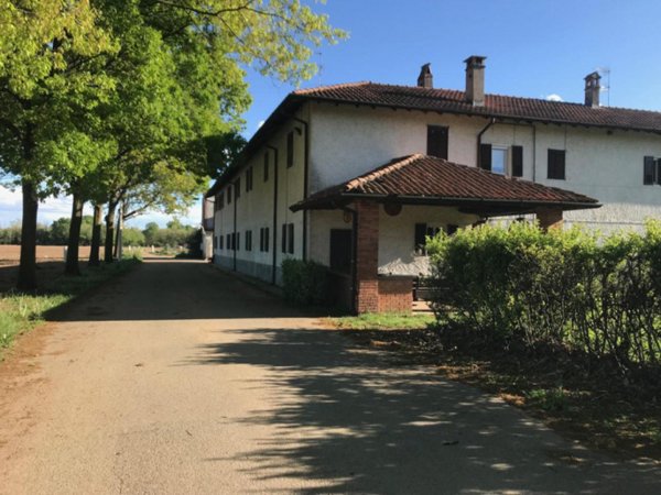 casa indipendente in vendita a Castano Primo
