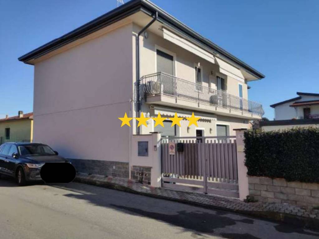 casa indipendente in vendita a Castano Primo