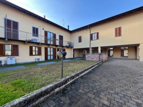 appartamento in vendita a Castano Primo
