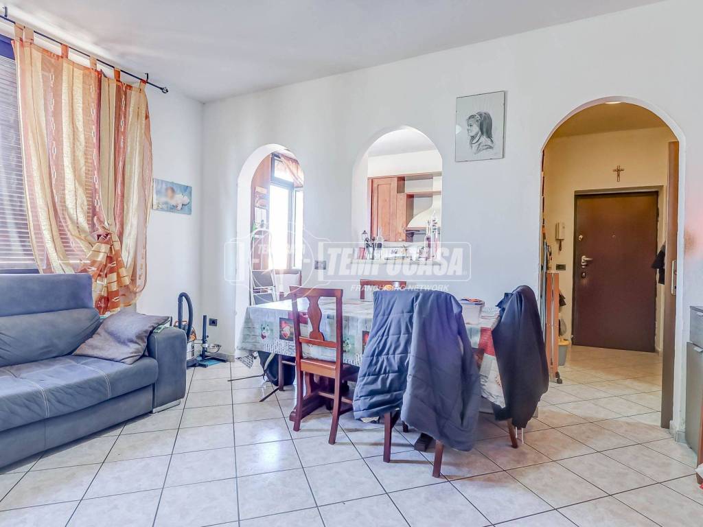 appartamento in vendita a Castano Primo