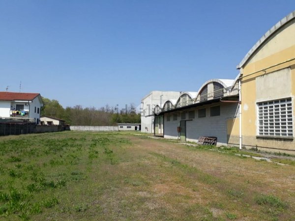 capannone in vendita a Castano Primo