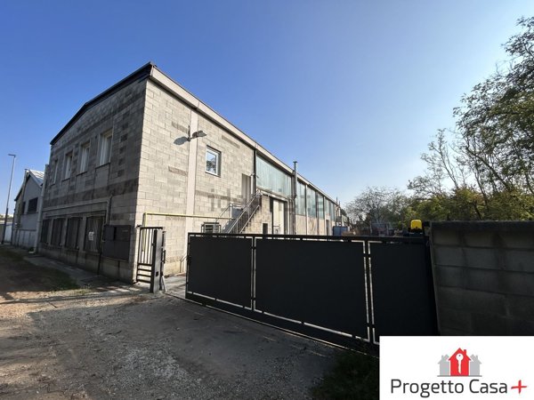 casa indipendente in vendita a Castano Primo