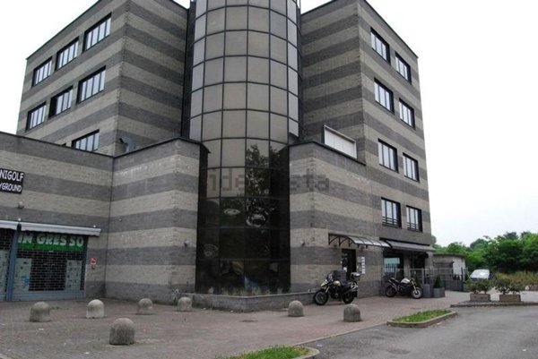 ufficio in vendita a Castano Primo