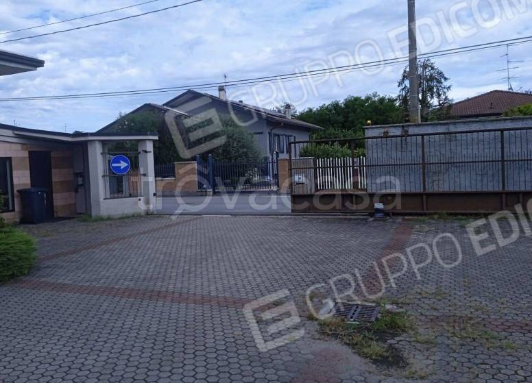 appartamento in vendita a Castano Primo