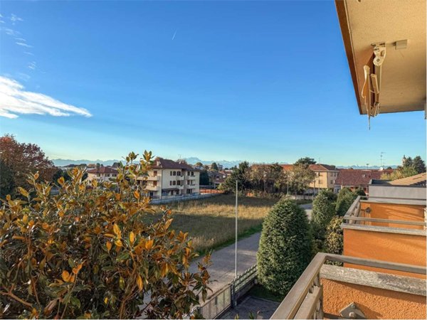 appartamento in vendita a Castano Primo