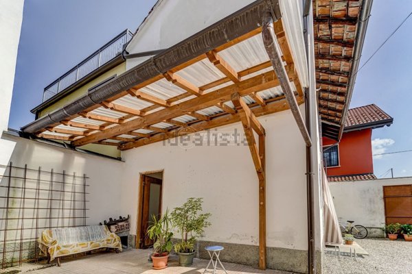 appartamento in vendita a Castano Primo