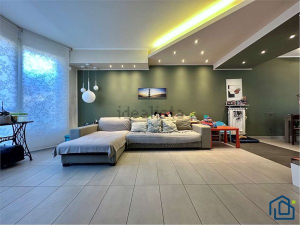 casa indipendente in vendita a Castano Primo