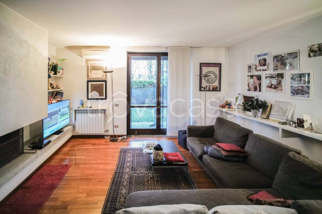 casa indipendente in vendita a Castano Primo