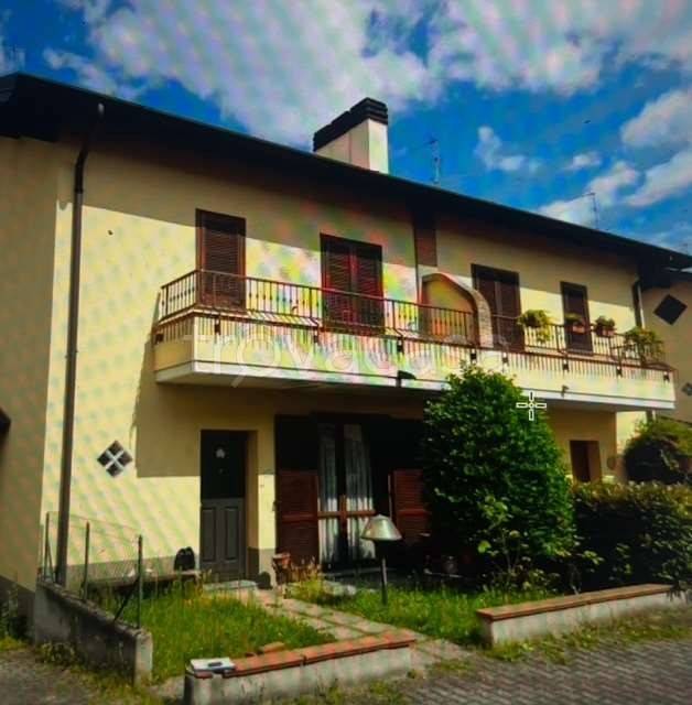 casa indipendente in vendita a Castano Primo