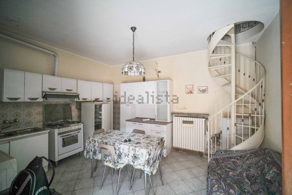 appartamento in vendita a Castano Primo